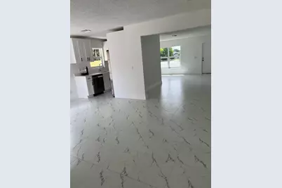 2747 Summit Boulevard, West Palm Beach, FL 33406 - Photo 13