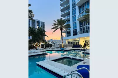 17211 Biscayne Boulevard, North Miami Beach, FL 33160 - Photo 3