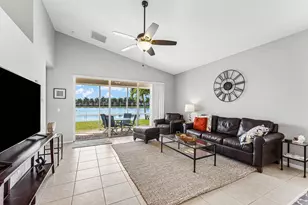 2277 Egret Cove Dr, West Palm Beach, FL 33411 - Photo 9