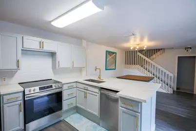 10923 Chandler Drive, Cooper City, FL 33026 - Photo 5