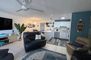 201 Kent L, West Palm Beach, FL 33417 - Photo 3