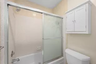 911 Savannas Point Dr, Fort Pierce, FL 34982 - Photo 11