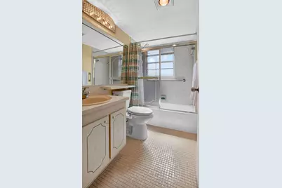 116 Preston C, Boca Raton, FL 33434 - Photo 17