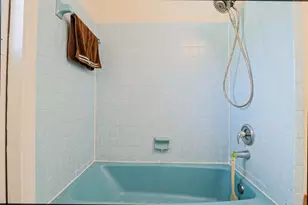 1329 NW 84th Dr NW, Coral Springs, FL 33071 - Photo 11