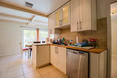 1329 NW 84th Drive NW, Coral Springs, FL 33071 - Photo 7