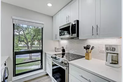 206 Brackenwood Terrace #206, Palm Beach Gardens, FL 33418 - Photo 11