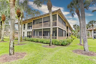 206 Brackenwood Terrace #206, Palm Beach Gardens, FL 33418 - Photo 3