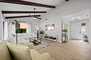 4 Ironwood Way N, Palm Beach Gardens, FL 33418 - Photo 5