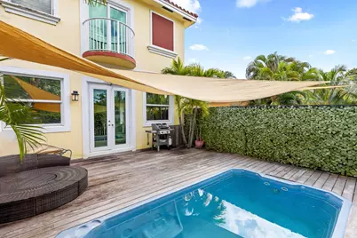 1222 NE 18th Avenue #1, Fort Lauderdale, FL 33304 - Photo 1
