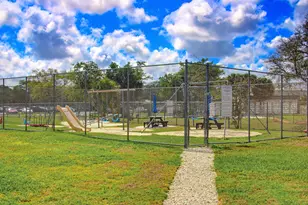 4567 Brook Dr, West Palm Beach, FL 33417 - Photo 19