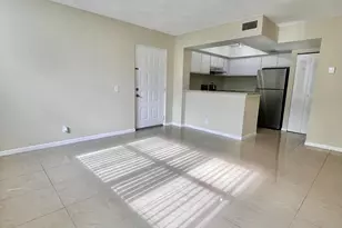 752 Executive Center Dr, West Palm Beach, FL 33401 - Photo 13