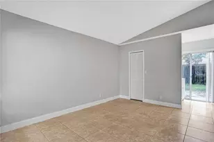 8221 SW 3rd Ct, North Lauderdale, FL 33068 - Photo 15