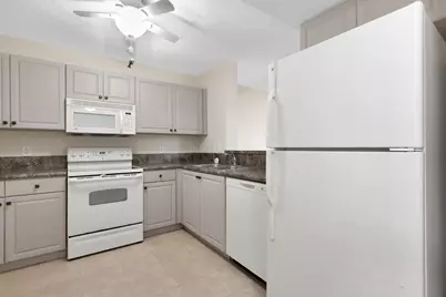 529 E Sheridan Street #2061, Dania Beach, FL 33004 - Photo 15