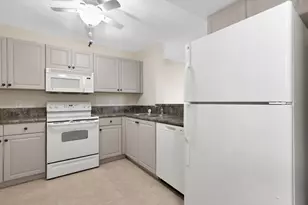 529 E Sheridan St, Dania Beach, FL 33004 - Photo 15