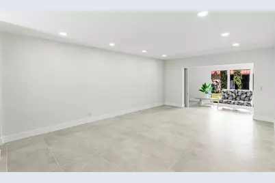 733 Nantucket Circle, Lake Worth, FL 33467 - Photo 9