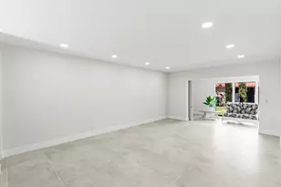 733 Nantucket Cir, Lake Worth, FL 33467 - Photo 9