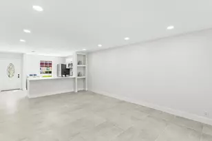 733 Nantucket Cir, Lake Worth, FL 33467 - Photo 13
