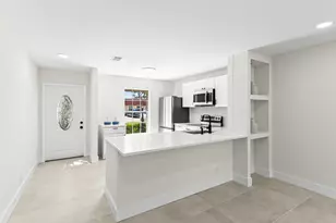 733 Nantucket Cir, Lake Worth, FL 33467 - Photo 7