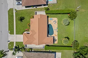 7598 Fairway Trail, Boca Raton, FL 33487 - Photo 3
