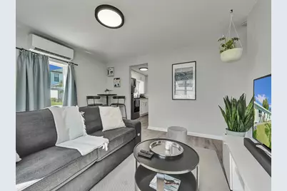 717 SW 2nd Court, Delray Beach, FL 33444 - Photo 3