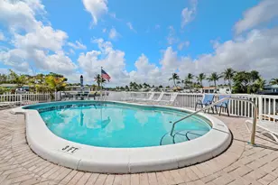 1780 SE 4th St, Pompano Beach, FL 33060 - Photo 25