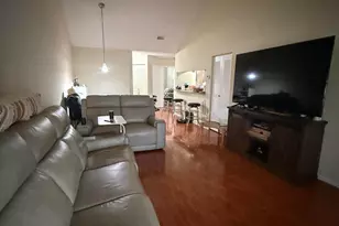 902 Coral Club Dr, Coral Springs, FL 33071 - Photo 5