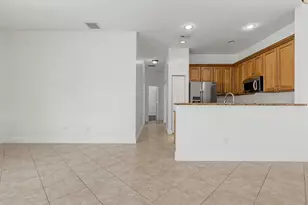 5869 Hampton Hills Blvd, Tamarac, FL 33321 - Photo 7