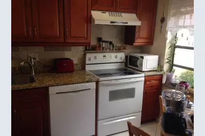 8425 Casa Del Lago #C, Boca Raton, FL 33433 - Photo 9