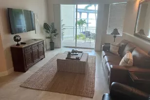 275 NW Flagler Ave, Stuart, FL 34994 - Photo 7