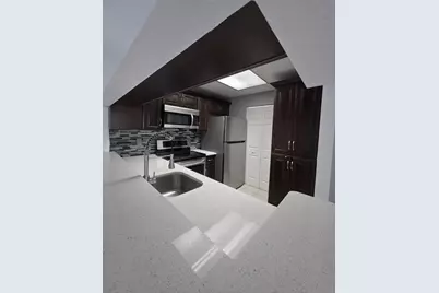 2805 Veronia Drive #204, Palm Beach Gardens, FL 33410 - Photo 11
