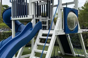 2805 Veronia Dr, Palm Beach Gardens, FL 33410 - Photo 27