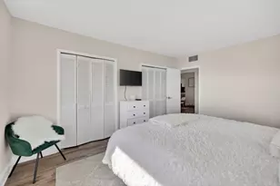 2555 NE 11th St, Fort Lauderdale, FL 33304 - Photo 19