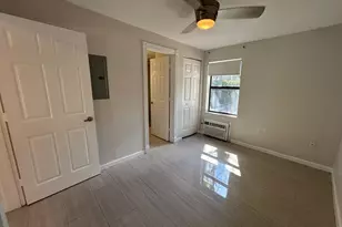 112 NE 5th St, Fort Lauderdale, FL 33301 - Photo 5