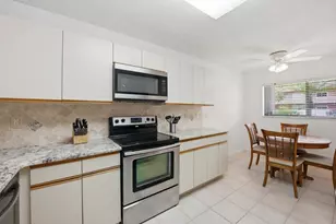 4725 Lucerne Lakes Blvd Blvd E, Lake Worth, FL 33467 - Photo 11