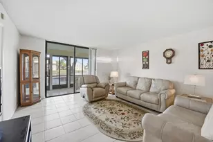 4725 Lucerne Lakes Blvd Blvd E, Lake Worth, FL 33467 - Photo 3