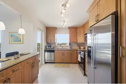 1200 Hibiscus Avenue #1101, Pompano Beach, FL 33062 - Photo 15