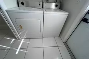3614 Taylor St, Hollywood, FL 33021 - Photo 9