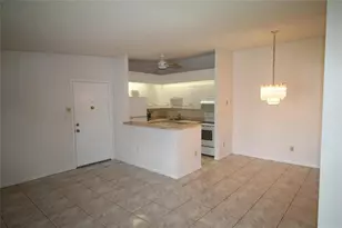 9728 S Belfort Cir, Tamarac, FL 33321 - Photo 3
