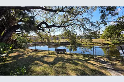 2305 E River Drive, Margate, FL 33063 - Photo 13