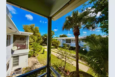 2551 W Golf Boulevard #204, Pompano Beach, FL 33064 - Photo 3