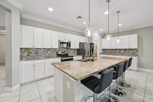 1600 NW Vivanco St, Port Saint Lucie, FL 34986 - Photo 13