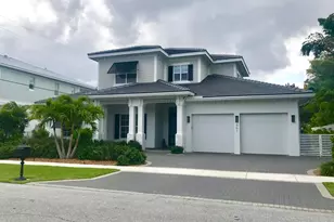 951 NE 2nd Terrace, Boca Raton, FL 33432 - Photo 1