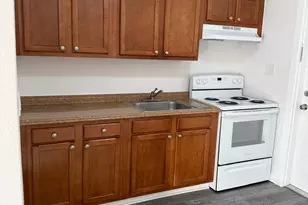 1913 Delaware Ave, Fort Pierce, FL 34950 - Photo 5