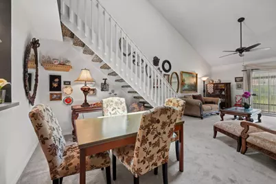 912 NE Sandalwood Place, Jensen Beach, FL 34957 - Photo 17