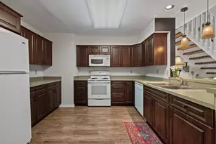 912 NE Sandalwood Pl, Jensen Beach, FL 34957 - Photo 7