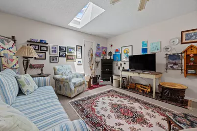 912 NE Sandalwood Place, Jensen Beach, FL 34957 - Photo 27