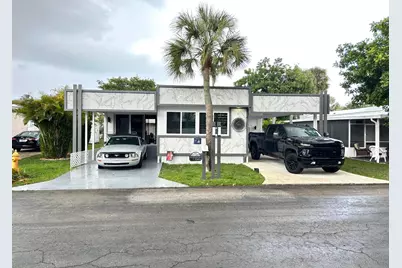 111 Alamanda Lane, Deerfield Beach, FL 33442 - Photo 1