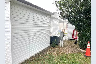 111 Alamanda Lane, Deerfield Beach, FL 33442 - Photo 43