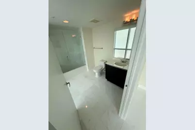 665 NE 25th Street #2601, Miami, FL 33137 - Photo 25