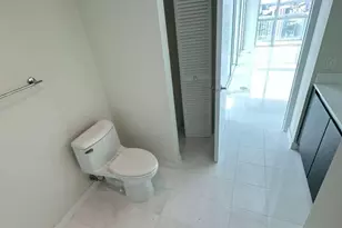 665 NE 25th St, Miami, FL 33137 - Photo 33